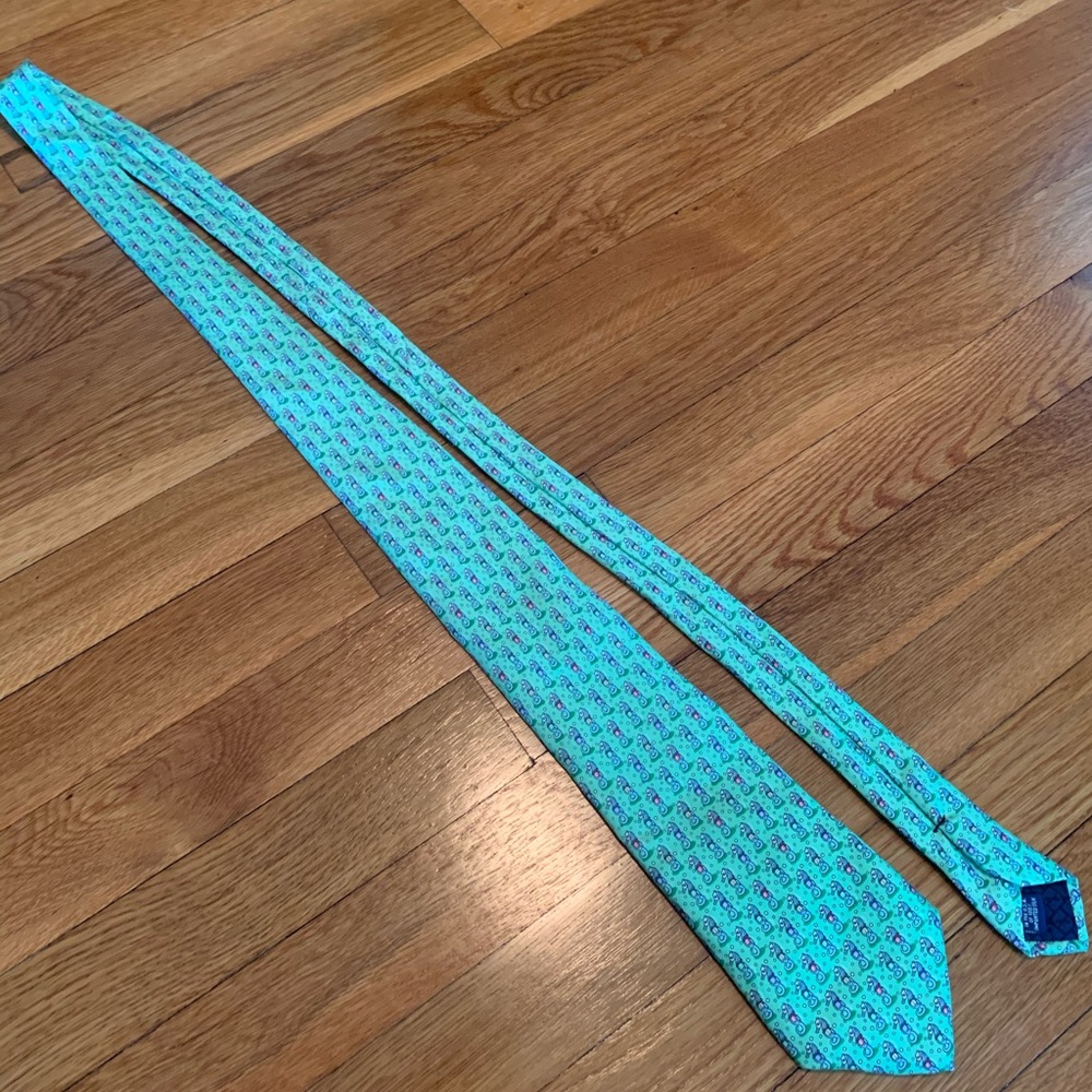 Vineyard Vines Tie